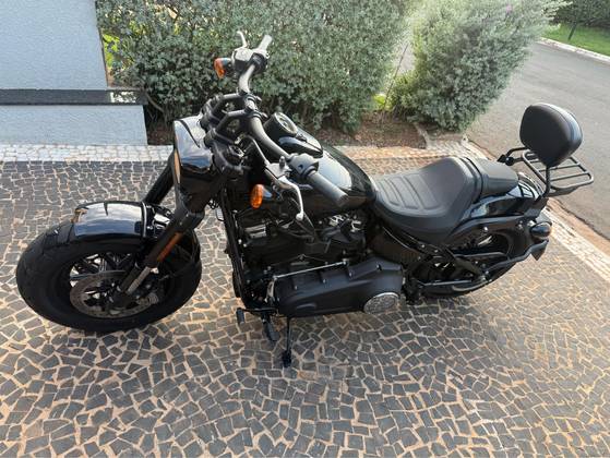 HARLEY-DAVIDSON SOFTAIL FAT BOB 114 